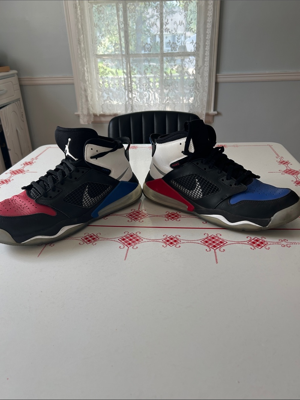 Jordan Retro Multicolor Mid-Top Sneakers - Black, Red, Blue, White
